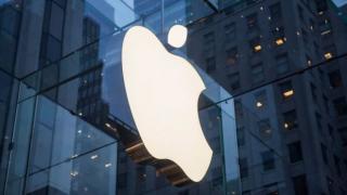Apple şi Irlanda au contestat o taxă de 14.8 miliarde de euro şi au câştigat apelul; Irlanda a vrut mai puţini bani de la Apple, spre şocul UE