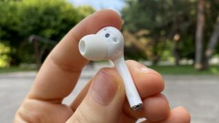Huawei FreeBuds 3i Review + Huawei AiLife: căştile cu cea mai bună anulare de zgomot sub 500 lei + o aplicaţie utilă pentru căştile Huawei