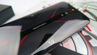 Nubia Red Magic 5G Review în Română; Telefon de gaming cu ecran de 144 Hz, rival ROG Phone 3/ Legion Duel