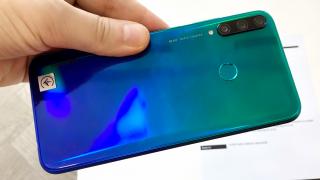 Huawei P40 Lite E Hands-on şi impresii: telefonul de 700 lei cucereşte prin nuanţă, raport calitate-preț