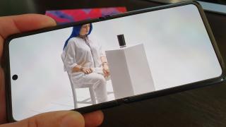 Samsung Galaxy Z Flip: Acustică deloc rea pentru un telefon aşa compact, cu speaker singular