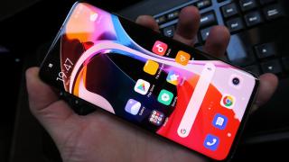 Xiaomi Mi 10 Pro 5G: OS, UI, aplicaţii care au ajuns din urmă concurenţa