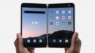 Microsoft va oferi 3 ani de update-uri software Android pentru Surface Duo, pliabilul de 1400 dolari