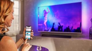 IFA 2020: Philips anunţă televizorul OLED+935 cu AI, alături de noi soundbar-uri Fidelio de 450W, 500W