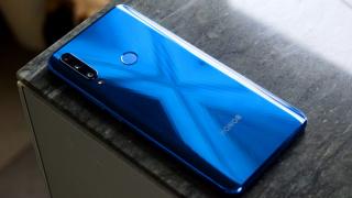 Honor 9X primeşte o reducere atractivă la TomTop, care îi taie 56% din preţ + trotineta Xiaomi cu discount