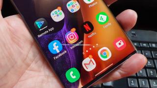 LCD versus AMOLED; Care sunt diferențele dintre cele două tipuri de display