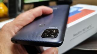 Xiaomi Redmi 9C NFC Unboxing: cel mai ieftin telefon pe care am pus mâna în 2020 (Video)