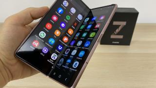Samsung Galaxy Z Fold 2 5G: Benchmark-uri de top 5, fără supraîncălzire