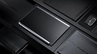 Porsche Design Acer Book RS este un notebook extravagant realizat din materiale premium și cu preț de 1800 euro