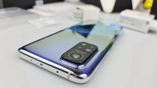 Xiaomi Mi 10T Pro 5G Unboxing: Flagship-ul Xiaomi de toamnă aduce în mainstream ecranul de 144 Hz (Video)