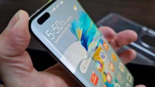 Huawei Mate 40 Pro are ecran de la BOE, LG, Samsung, dar şi o componentă internă surpriză, producţie proprie