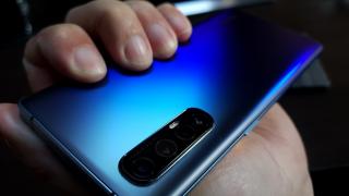 Turul Magazinelor #793: Soundbar de gaming, convectoare, radiatoare electrice, Moto G9 Play şi Reno3 Pro la preţ bun