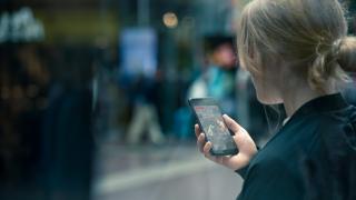 25% dintre români vor să îşi ia telefon 5G în următoarele luni; Iată şi alte date dintr-un studiu Ericsson (2020-2030)