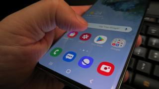 Samsung începe distribuirea update-ului final One UI 3.0 + Android 11 pe smartphone-urile din seria Galaxy S20