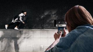 Ineditul smartphone LG Wing cu ecran rotativ este acum disponibil la Orange; Achiziția sa îți aduce un LG K51s cadou