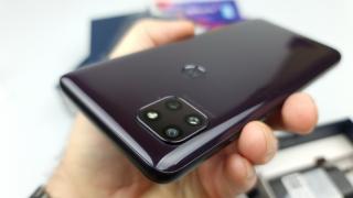 Motorola Moto G 5G Unboxing: o nuanţă interesantă, interfaţă nouă a camerei şi baterie mare pe un pachet midrange 5G