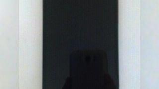 Încă o imagine cu misteriosul terminal HTC care a apărut pe web recent; Să fie acesta un phablet quad core HTC?