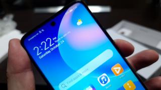 Huawei P Smart 2021: Display mare, culori calibrate realist