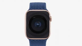 Apple Watch Series 7 ar putea să vină cu senzor Touch ID integrat în butonul lateral și cameră sub ecran