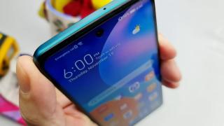 Huawei P Smart 2021: Conectivitate pe 2.4 GHz şi 4G
