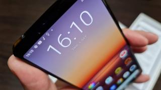 Sony a început distribuirea lui Android 11 pe telefonul Xperia 1 II