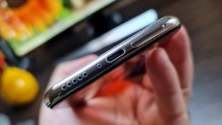 Xiaomi Mi 10 Lite 5G: Acustică mono, volum ridicat mai mult la jocuri