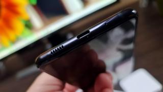 Samsung Galaxy S20 FE 5G: Baterie fără complexe provocate de refresh rate-ul mare