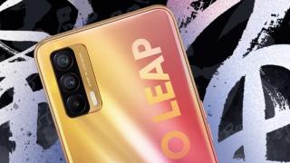 Realme V15 se lansează oficial pe data de 7 ianuarie; Are un spate viu colorat inspirat de crapul japonez