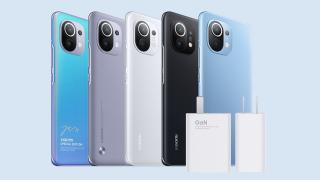 Lei Jun, fondatorul Xiaomi spune că ideea de a renunța la încărcătoare a fost propusă încă de acum 5 ani și nu este copiată de la Apple