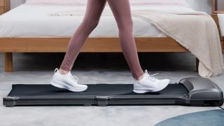 E timpul pentru sport! Bandă de mers pliabilă Youpin la sub 290 euro pe TomTop, cu livrare din depozit european