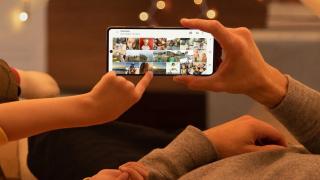 Samsung actualizează și smartphone-ul Galaxy A71 5G la Android 11; Iată cât mai costă pe plan local