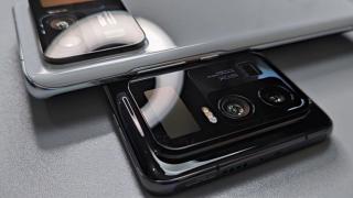 Xiaomi Mi 11 Ultra apare într-un prim video hands-on înainte de lansare; Are un ecran secundar integrat într-un modul foto gigantic
