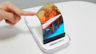 Samsung Display dezvoltă panouri pliabile OLED pentru Google, Xiaomi și Oppo