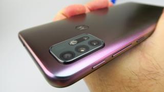 Motorola Moto G30: Hardware de battery phone, cu refresh rate neaşteptat
