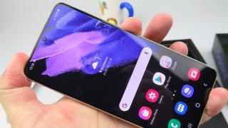 Samsung Galaxy S21 5G: OS, UI, aplicaţii axate pe securitate, utilizare intuitivă