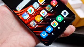 POCO M3: Hardware midrange construit cu ochii la preţ