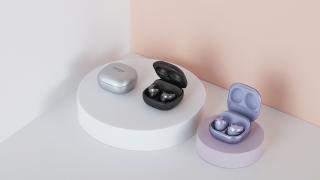 Căştile Samsung Galaxy Buds Pro sunt potrivite şi pentru persoanele cu deficienţe de auz (Studiu)