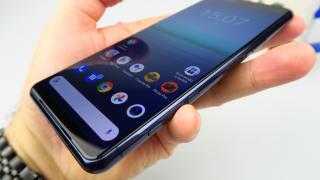 Sony Xperia 5 II: Display mai mic decât pe Xperia 1 II, dar un OLED de calitate