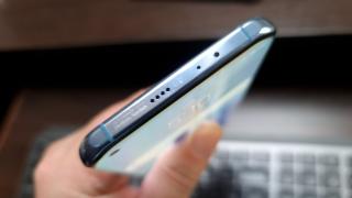 Xiaomi Mi 11: Acustică stereo pe bază de Harman Kardon
