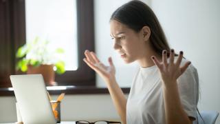 Ești nemulțumit de furnizorul tău de comunicații sau servicii poștale? Iată cum îl poți reclama la ANCOM (tutorial)