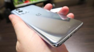 OnePlus 9 Pro: Hardware cu inovaţii foto şi de ecran, încărcare mai rapidă