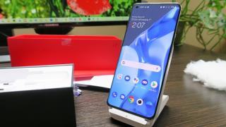 OnePlus 9 Pro: Baterie pe aceeaşi linie cu telefoanele cu Snapdragon 888