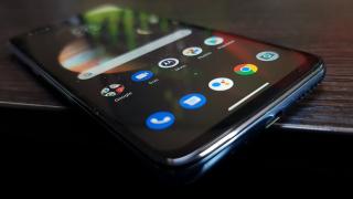 Motorola Moto G9 Plus: Conectivitate tipică de telefon de an 2020