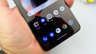 Motorola Moto G9 Plus: OS, UI, aplicaţii stock, cu Android 10 în centru