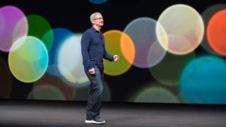 Tim Cook oferă un teaser pentru o cască/ochelari cu realitate augmentată într-un interviu cu NY Times