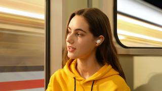 OPPO Enco Buds devin oficiale: căști wireless earbuds cu certificare IP54 și mod gaming; Costă sub 30 de euro