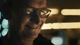 Tim Cook devine Tom Cruise în Mission Impossible în cea mai îndrăzneaţă reclamă Apple (Video)