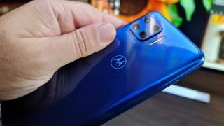 Motorola Moto G 5G Plus: Baterie mare, autonomie bunicică pentru un Motorola