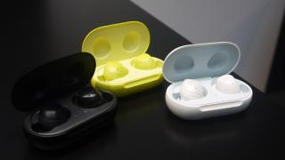 Samsung ar putea lansa căștile wireless Buds 2 odată cu pliabilele Z Fold 3 și Z Flip 3; Aflăm variantele de culoare