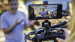 Sony Xperia Pro, telefonul cu rol de monitor extern pentru aparatele Sony Alpha, ajunge la vânzare în Europa